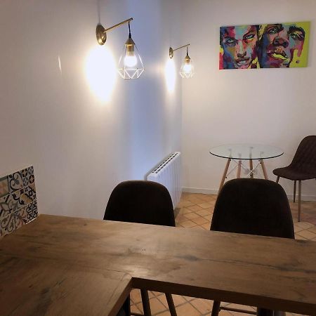 Logement Dans Le Vieux Toursアパートメント エクステリア 写真